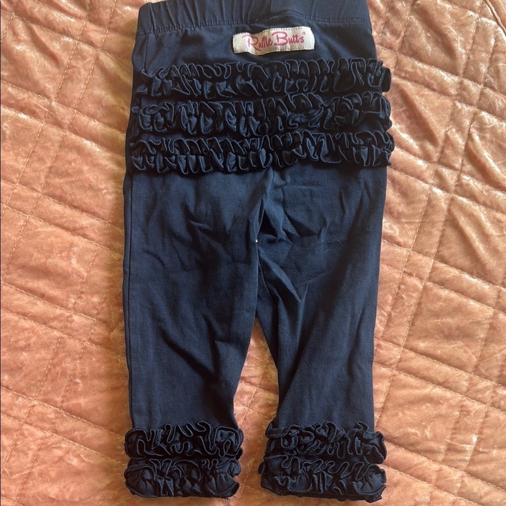 Ruffle Butts| Navy Ruffle Legging - Picture 2 of 5